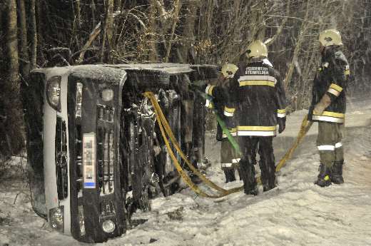 120213 Bergung Kastenwagen 03