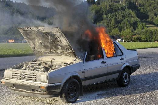 VU mit Brand 120713-03